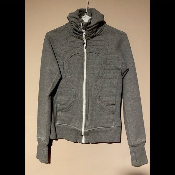 Luluemon zip up sweater - Picture 1 of 4